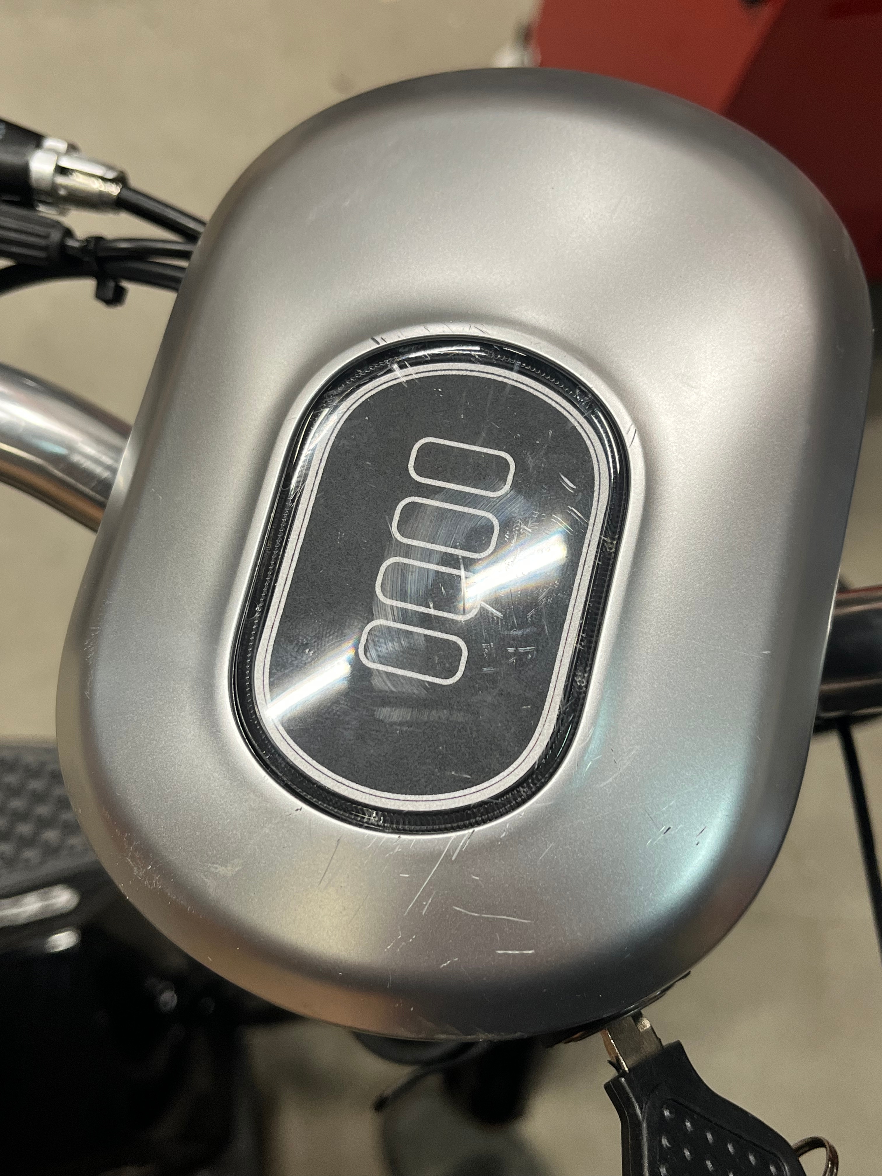 Fyndex - Trehjulig scooter Trigger, 500W - Svart