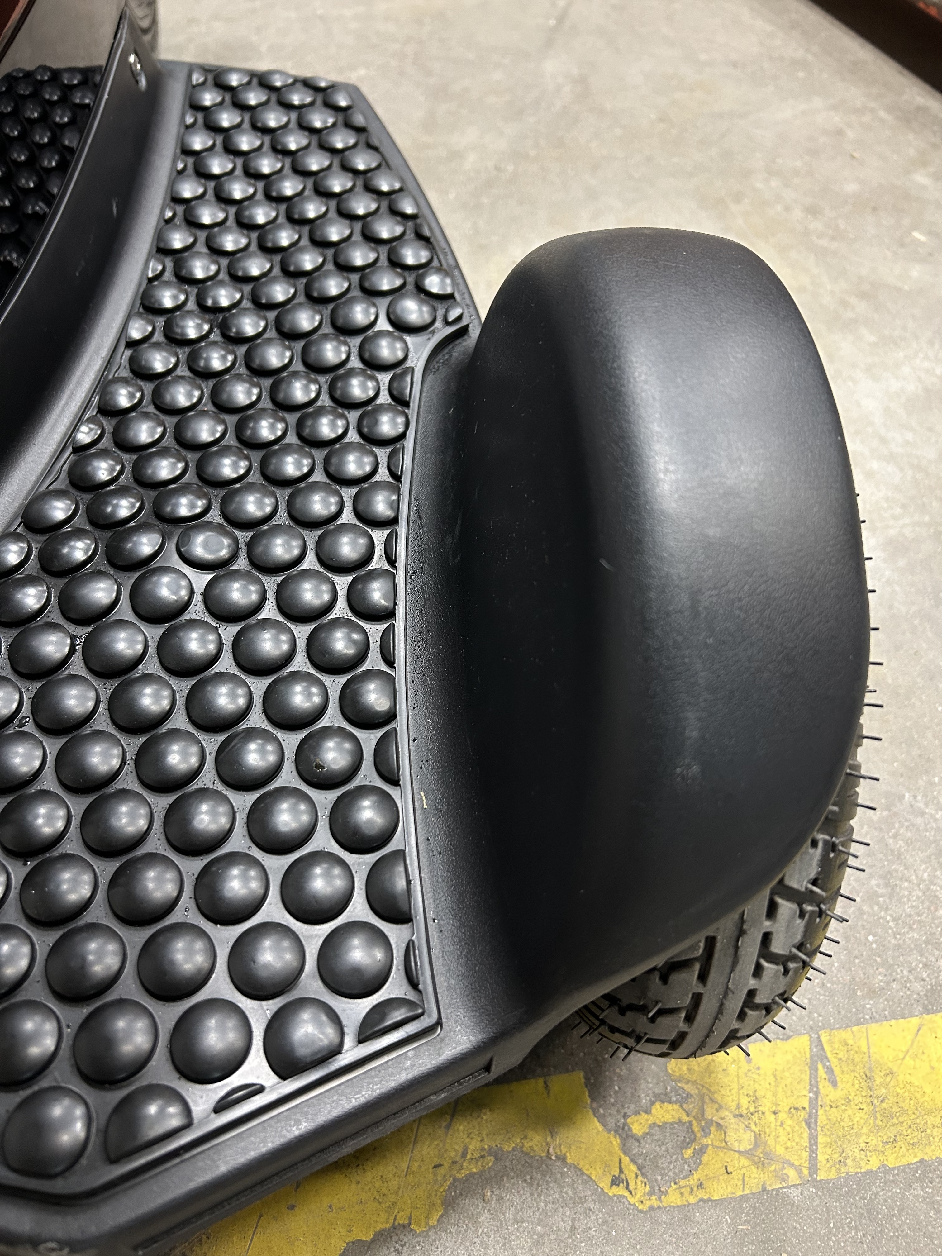 Fyndex - Trehjulig scooter Trigger, 500W - Svart